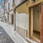 Apartmán New Design & High Standard From 16th Century In Old Town-free Parking