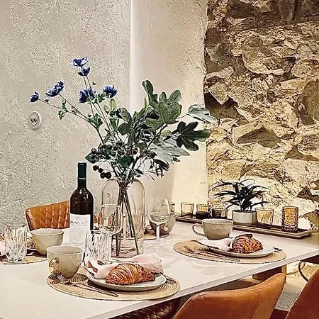 New Design & High Standard From 16th Century In Old Town-free Parking * Bratislava