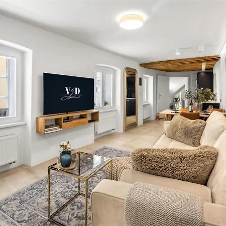 New Design & High Standard From 16th Century In Old Town-free Parking Bratislava