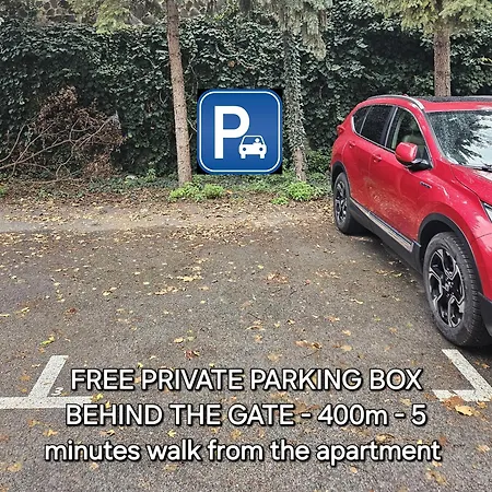 New Design & High Standard From 16th Century In Old Town-free Parking Lejlighed Bratislava